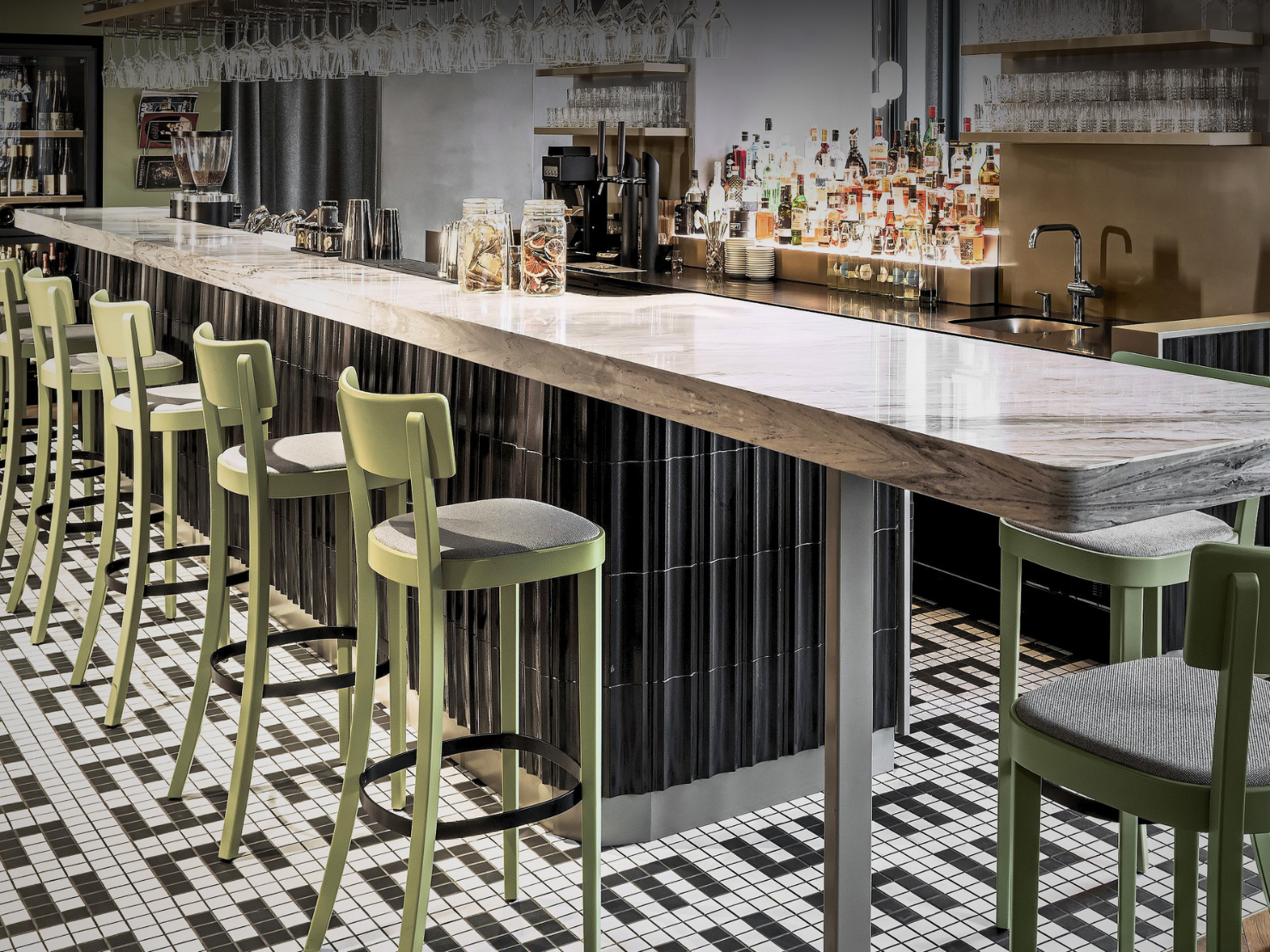 Tendenze dell’Arredamento Contract: Innovazioni e Sostenibilità