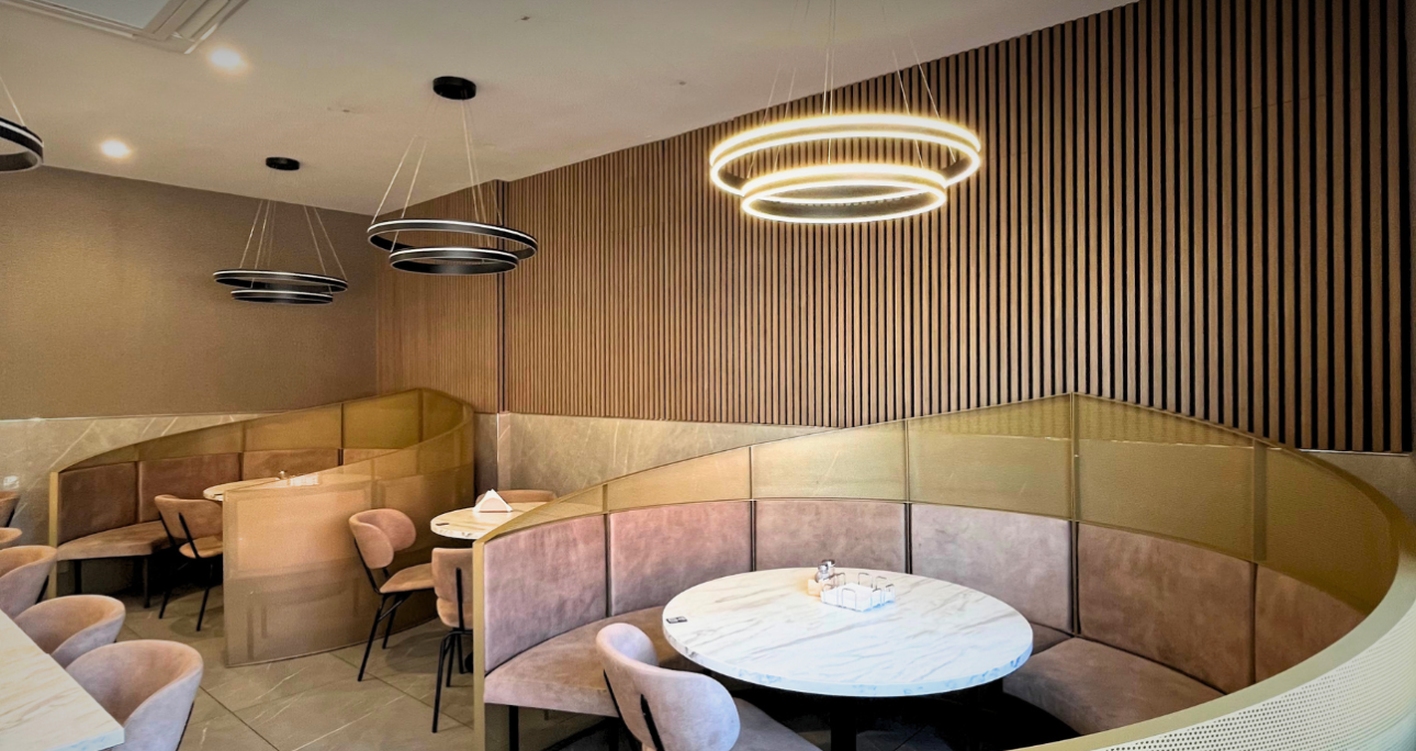 Acoustic Design: come progettare il comfort acustico invisibile negli spazi pubblici e commerciali
