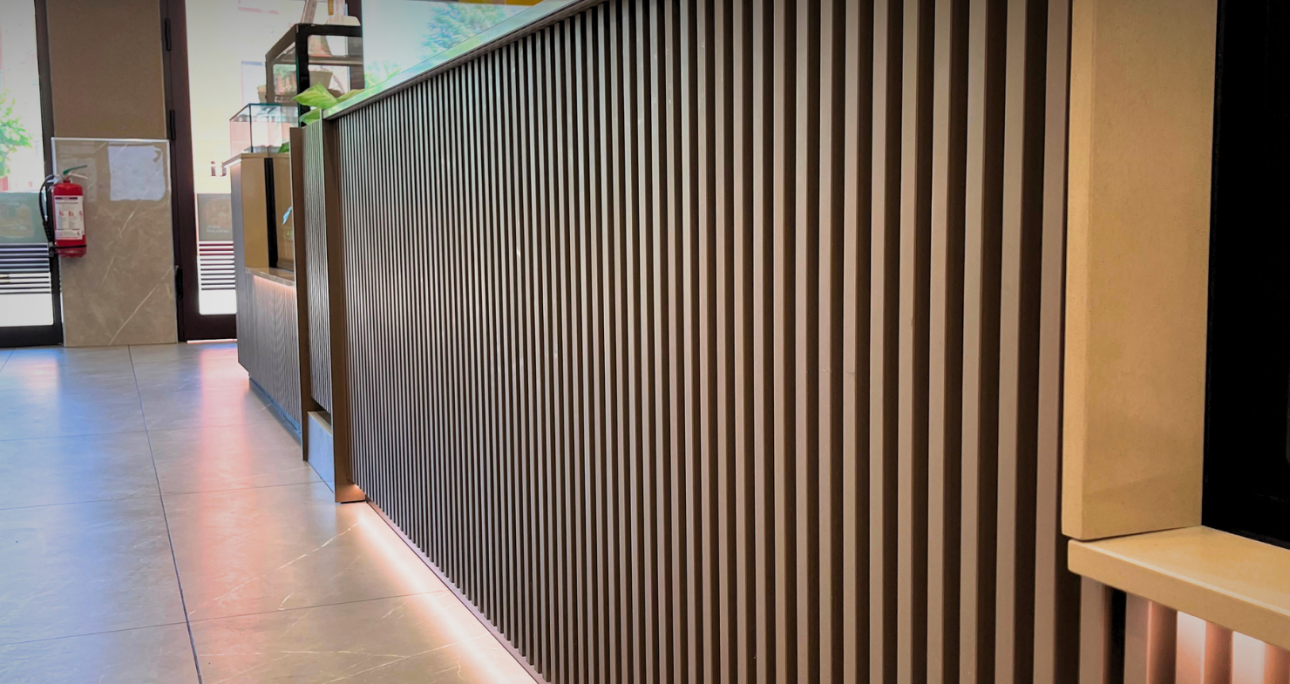 Lighting Integration: quando la luce diventa materia nell’arredo su misura